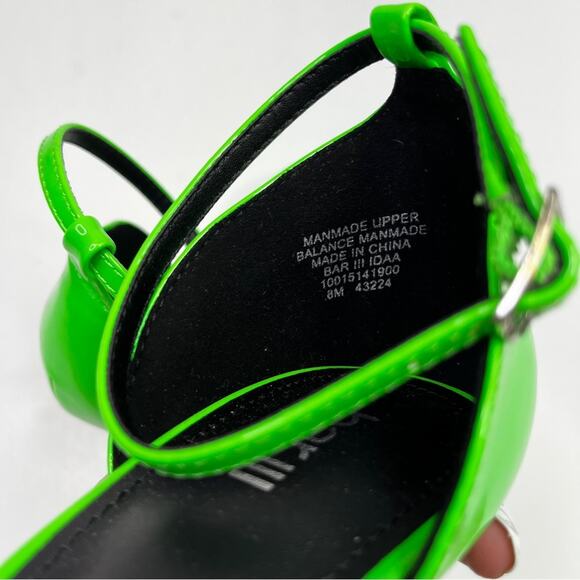 Bar III Idaa Ankle Strap Pump heels green - 8 - Picture 9 of 9